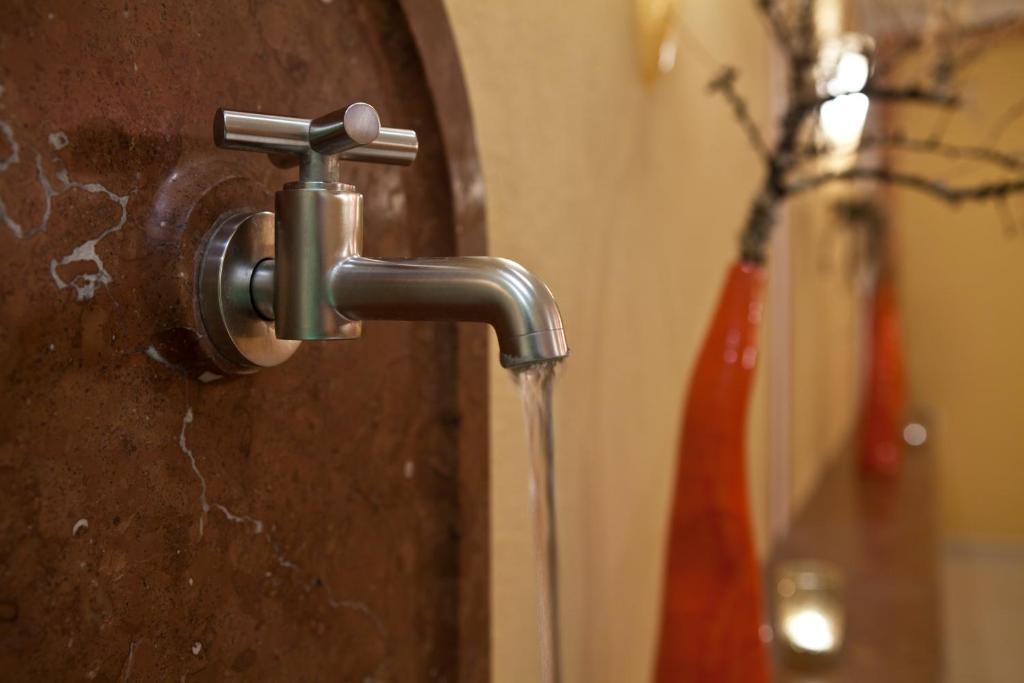 Hotel Burgschrofn Tux Ngoại thất bức ảnh