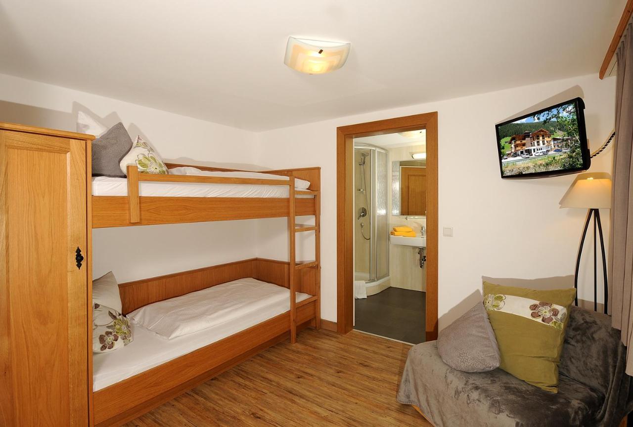 Hotel Burgschrofn Tux Ngoại thất bức ảnh