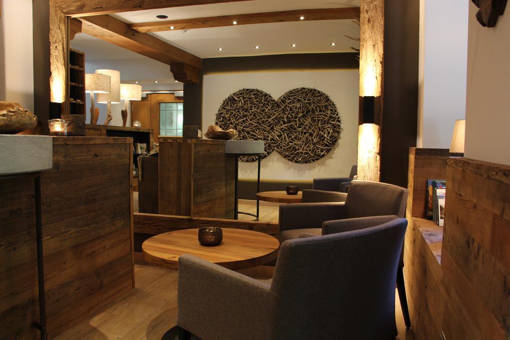 Hotel Burgschrofn Tux Ngoại thất bức ảnh